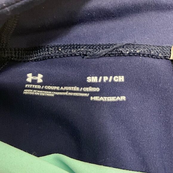 UNDER ARMOUR Crop Leggings - Picture 6 of 6